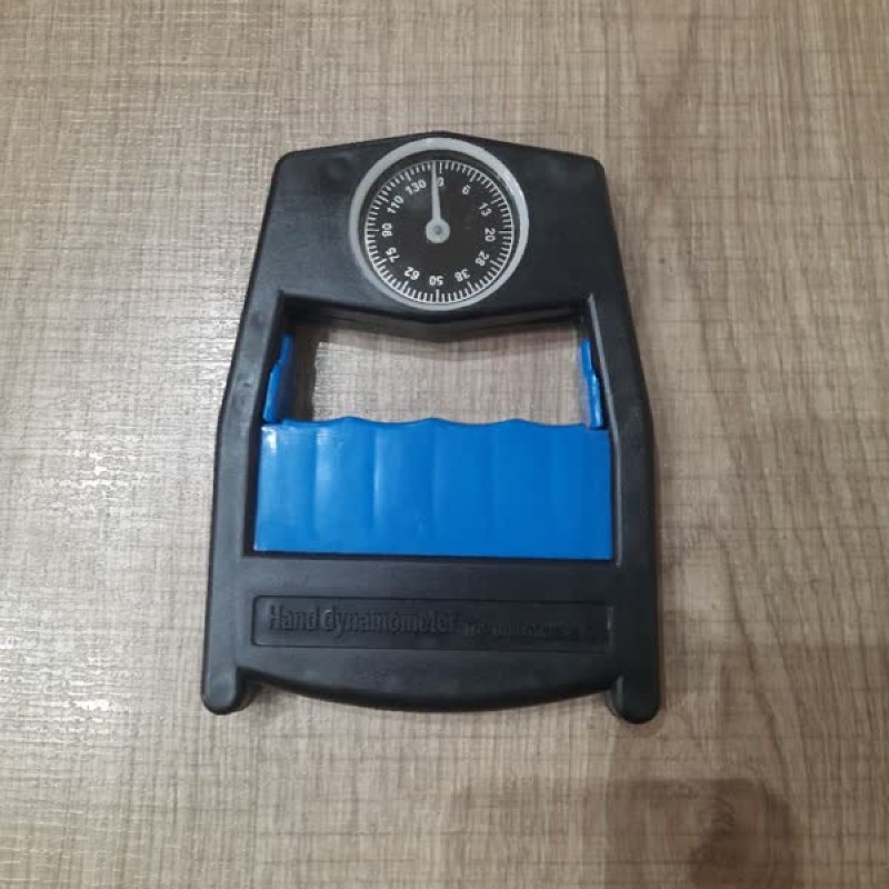 دینامومتر انالوگ